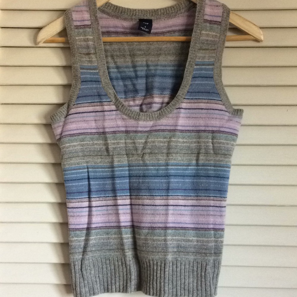 NEW! GAP Sweater Vest